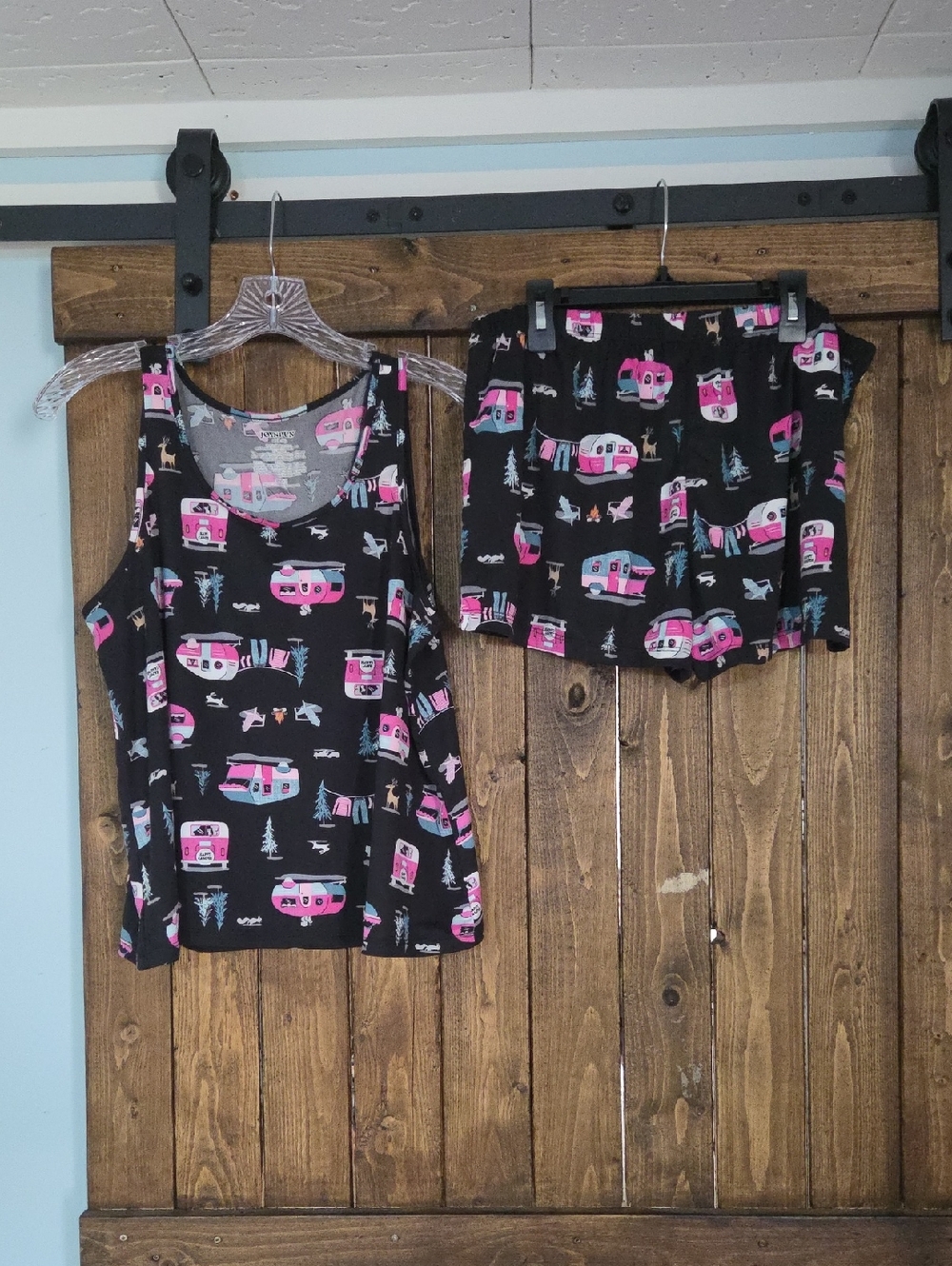 Women’s Black Pink Camper-Print Tank Top & Shorts Pajama Set